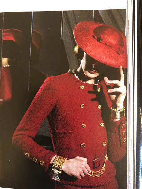 karl lagerfeld's first chanel collection